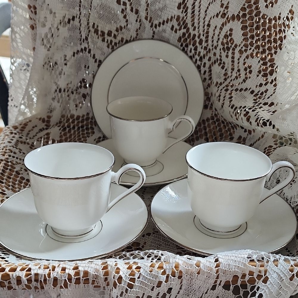 Lenox Fine china Debut Collection 'Hannah' Platinum